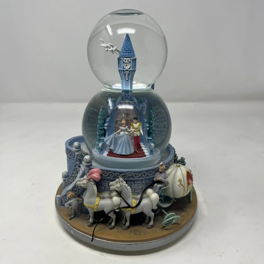 Disney Store Cinderella Double Snow Globe Musical Wedding Castle Retired